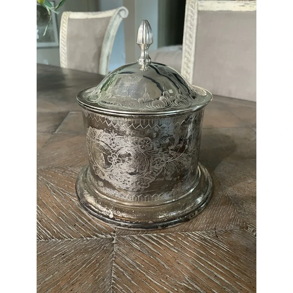 Vtg Silverplated Floral Etched Engraved Covered Biscuit Barrel Box Tea Caddy